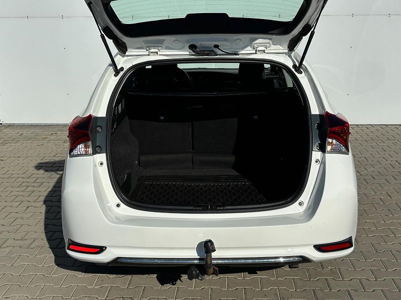 Toyota Auris 1.6 Valvematic Active - fotka 10 z 25