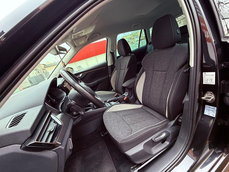 Škoda Kamiq 1.0 TSi Style DSG, Serviska - fotka 16 z 35