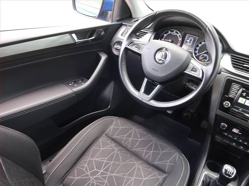Škoda Rapid (2018) 1.0 TSI, Navi, Tempomat - fotka 7 z 17