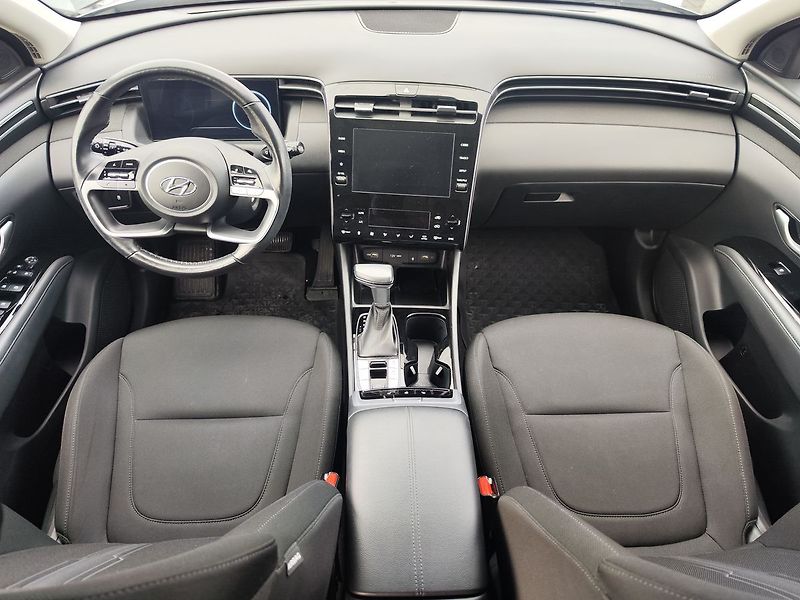 Hyundai Tucson 1.6 T-GDI/110kW Smart DCT - fotka 12 z 31