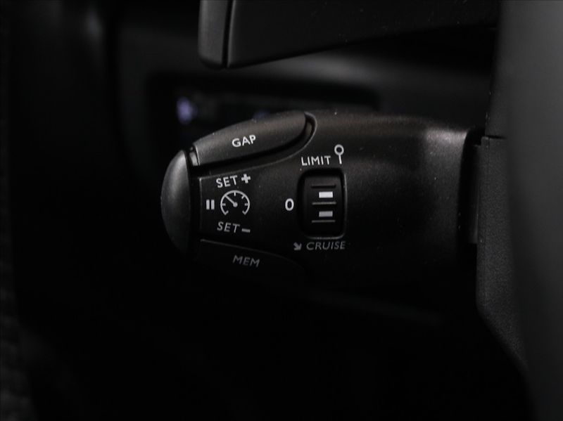Citroën C5 Aircross 1,5 HDi 96kW AT Max.20tkm ČR - fotka 22 z 27