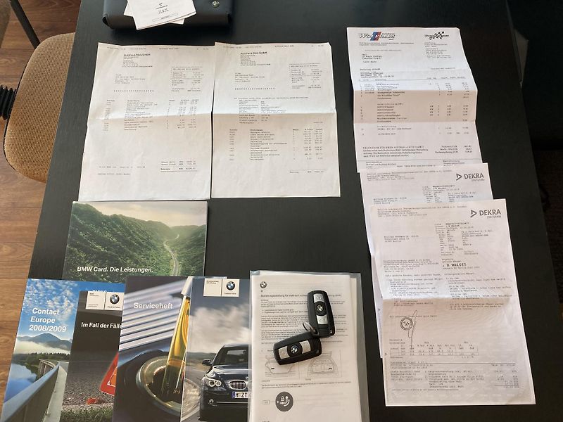 BMW Řada 5 (2008) 2.0D,PLNÝ SERVIS,2SADY ALU - fotka 36 z 52