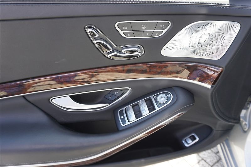 Mercedes-Benz Třídy S 3,0 S 350 BT - fotka 16 z 25