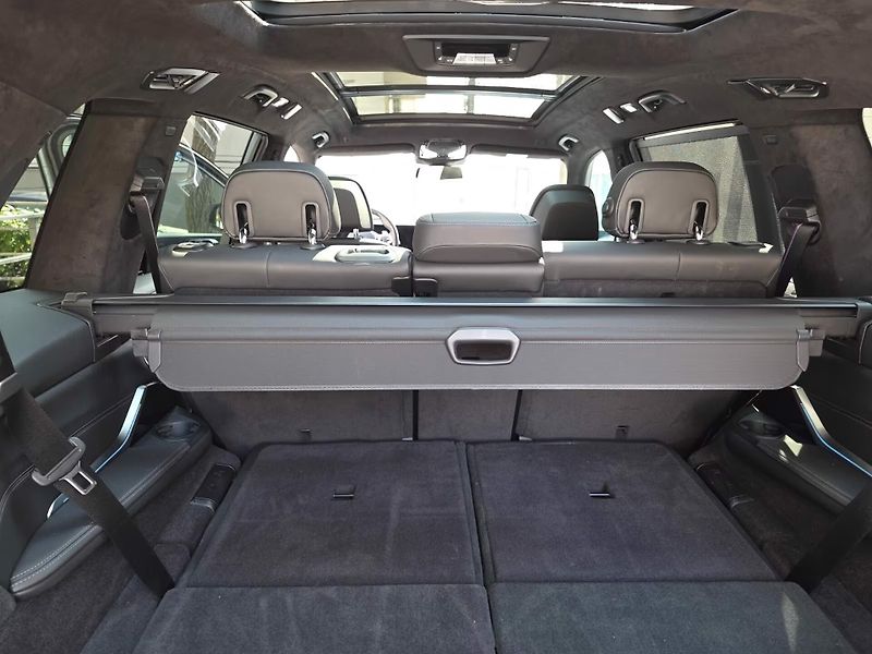 BMW X7 xDrive40d M-Sport 7 míst SkyL - fotka 19 z 22