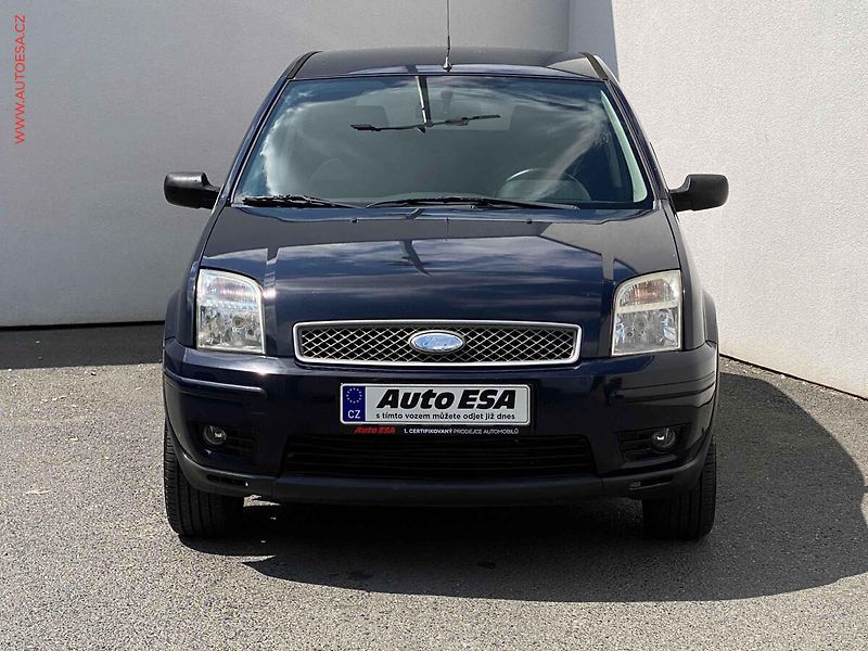 Ford Fusion (2005) 1.6i, ČR, servis.kniha, AC - fotka 2 z 15
