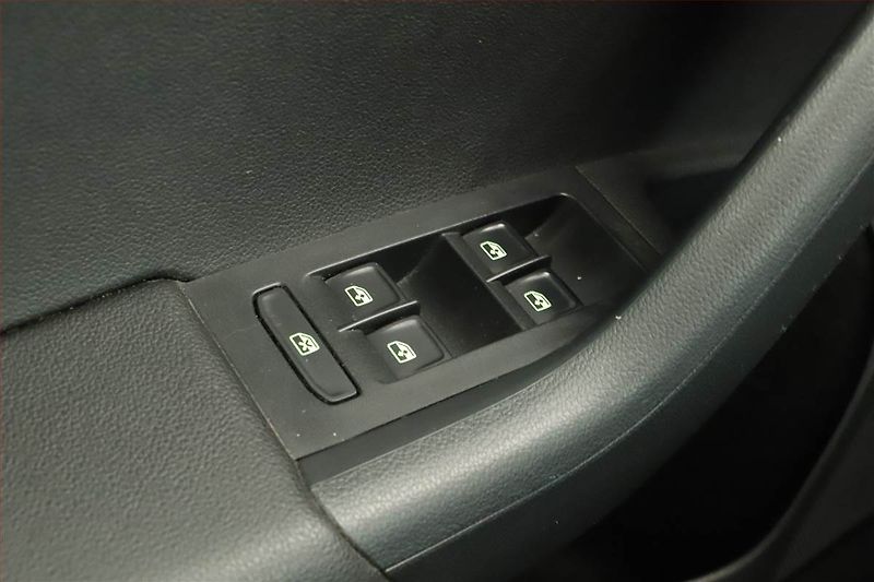 Škoda Octavia (2017) Style Plus 1.6 TDI, Tempomat - fotka 12 z 14
