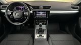 Škoda Superb 2.0 TDI Ambition Combi - náhled 8