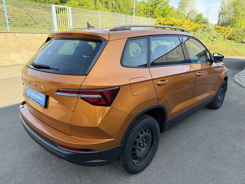 Škoda Karoq 1,5i 110kW navigace  - fotka 4 z 16
