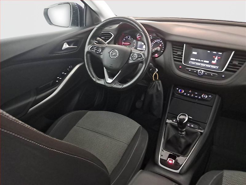 Opel Grandland X (2020) 1.2 Turbo, ČR,1.maj - fotka 7 z 16