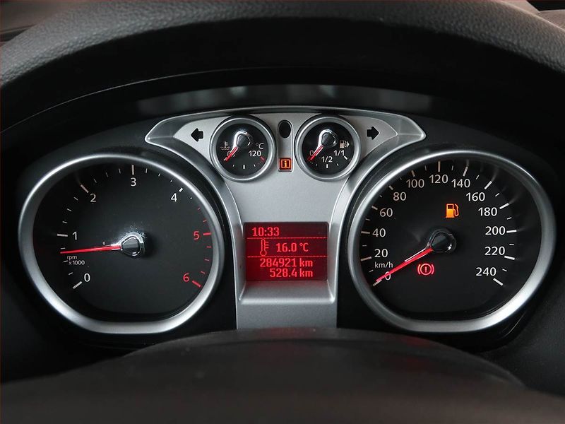 Ford Kuga (2009) 2.0 TDCi, po STK, Tažné - fotka 11 z 17