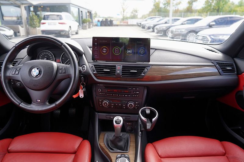 BMW X1 2.0d xDrive/manuál/Designation - fotka 23 z 36