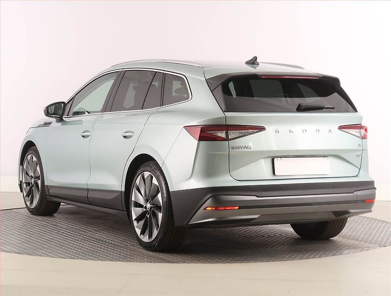Škoda Enyaq (2021) 60 (62 kWh), SoH 93% - fotka 4 z 30