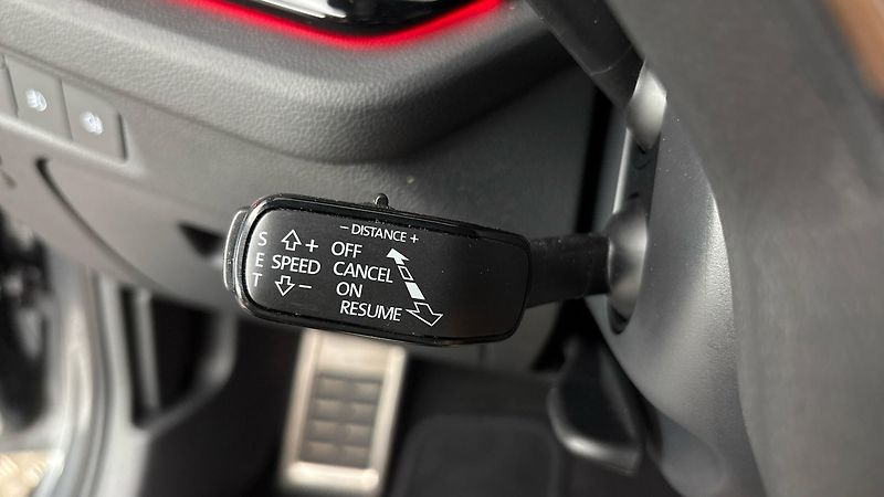Škoda Octavia 2.0 TDI DSG 4x4 Sportline Comb - fotka 14 z 29