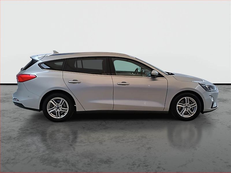 Ford Focus (2020) 1.5 EcoBlue, Navi, Tempomat - fotka 6 z 19