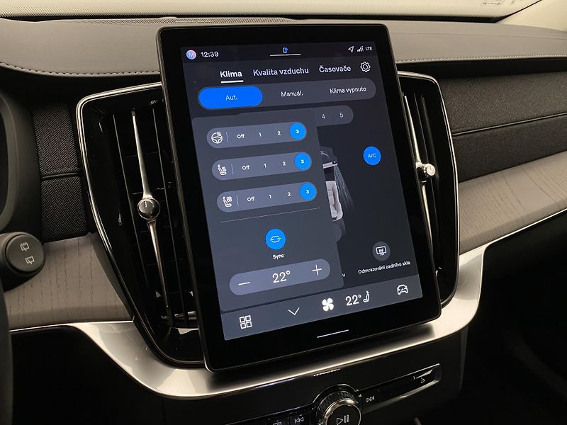 Volvo XC90 (2026) T8 AWD Plug-in DARK PLUS 7m - fotka 72 z 78