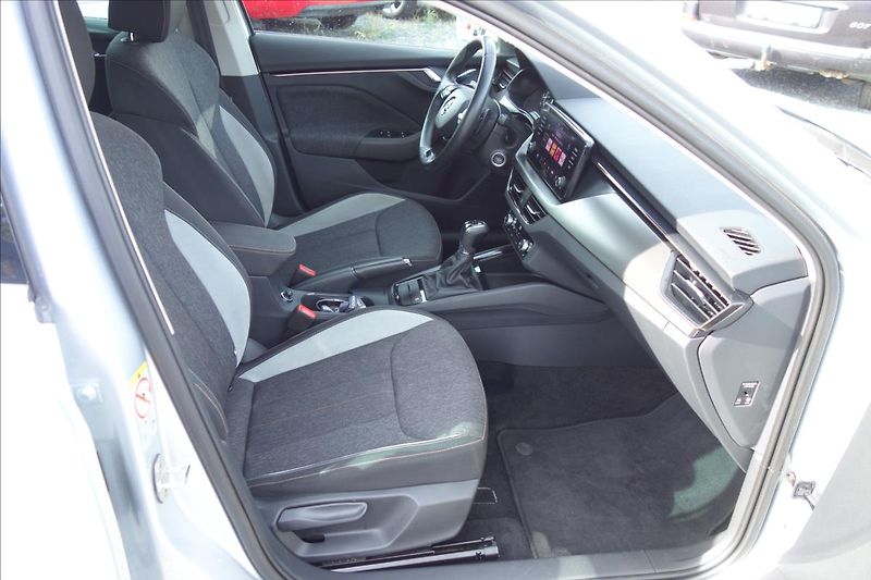 Škoda Scala 1,5 TSi 110KW, ČR, SERV.KN - fotka 12 z 37