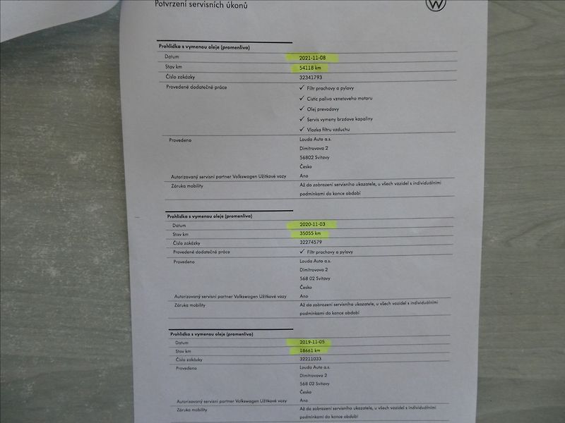 Volkswagen Multivan 2,0 TDi DSG Highline,1.majitel - fotka 49 z 50