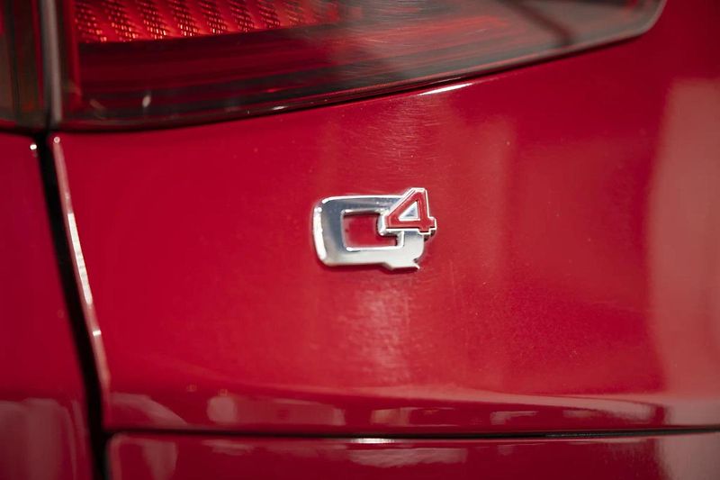 Alfa Romeo Stelvio Q4 2.2 JTD 154 kW - fotka 30 z 35