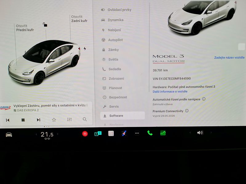 Tesla Model 3 (2021) 377KW Performance 39tkm DPH  - fotka 18 z 28