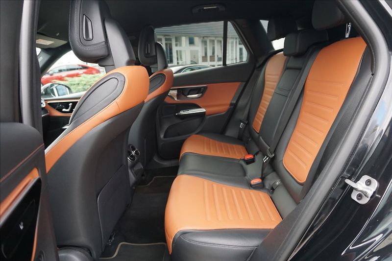 Mercedes-Benz GLC 2,0 220 d 4M 1. maj - fotka 10 z 13