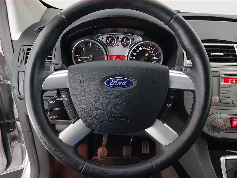 Ford Kuga (2012) 2.0 TDCi, 4X4, Tempomat - fotka 13 z 16