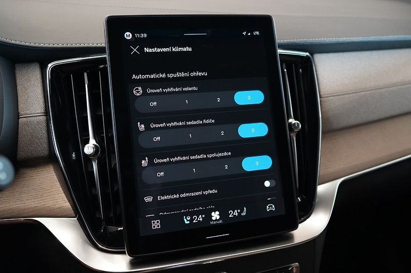 Volvo XC90 B5 PLUS Bright, Vzduch, 360° - fotka 36 z 50
