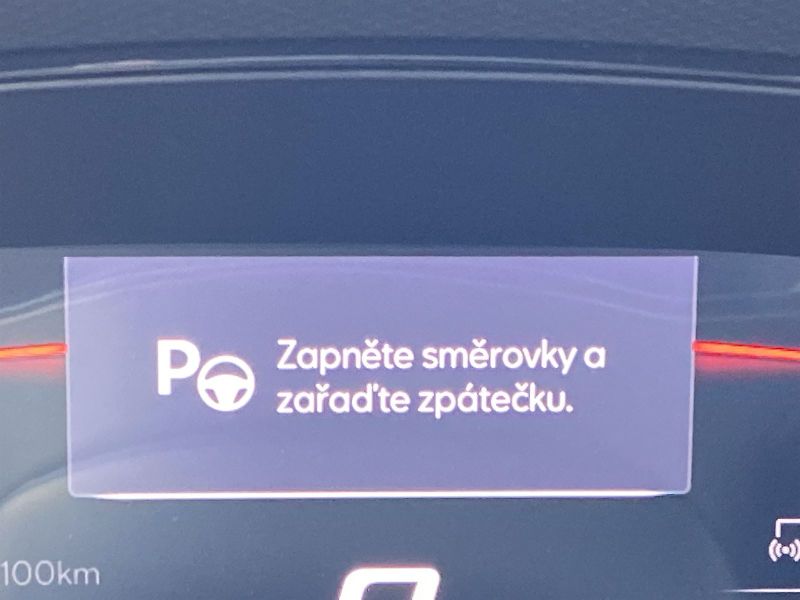 Seat Arona (2023) 1.0 TSI DSG FR - fotka 22 z 35