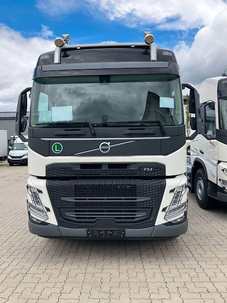 Volvo FM 460 6x2 nosič kontejnerů - fotka 5 z 5