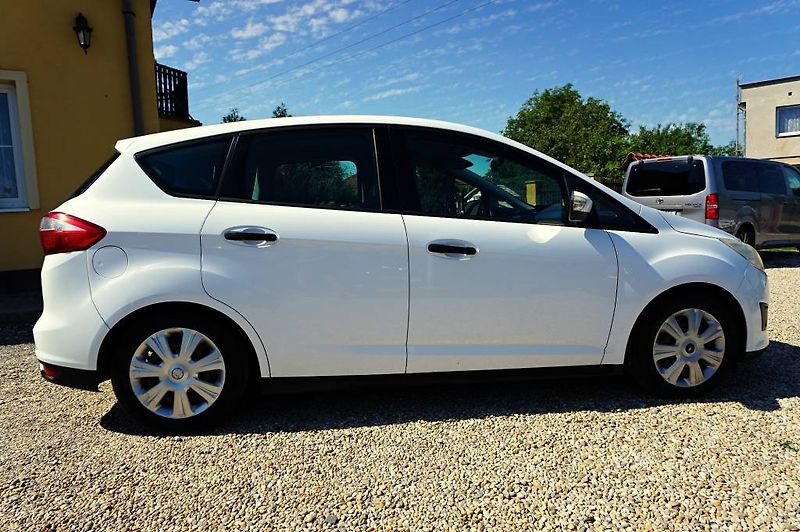 Ford C-MAX (2012) TREND 1,6i 77 kW - fotka 3 z 40