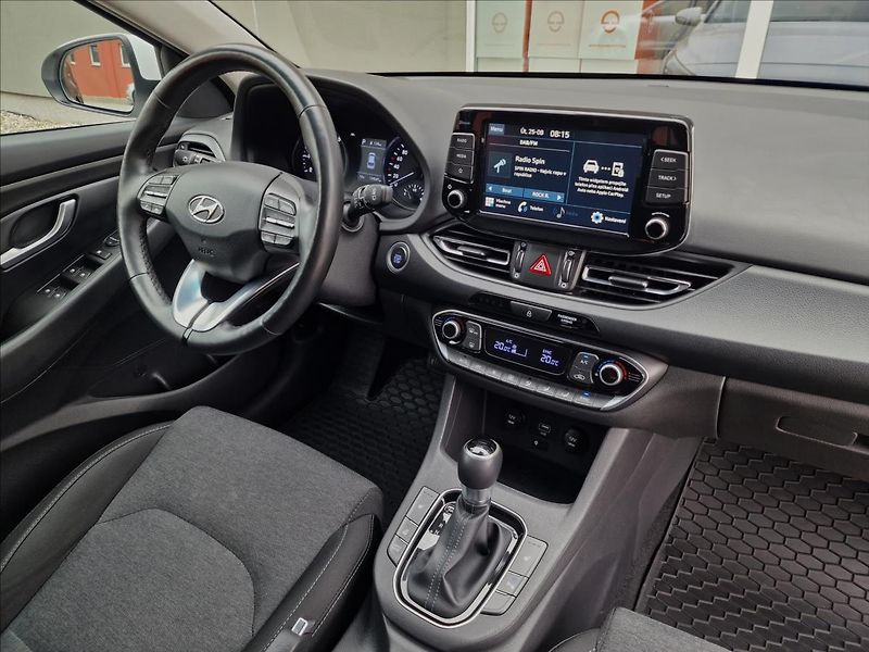 Hyundai i30 1.0 T-GDI Comfort,ČR,1.Maj. - fotka 34 z 49