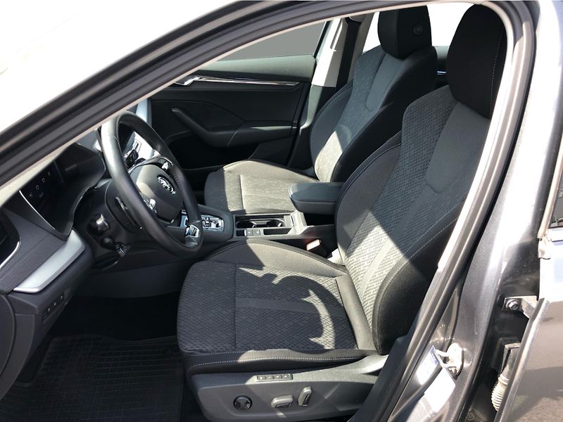 Škoda Octavia COMBI 2.0 TDi DSG 7st. STYLE - fotka 11 z 30