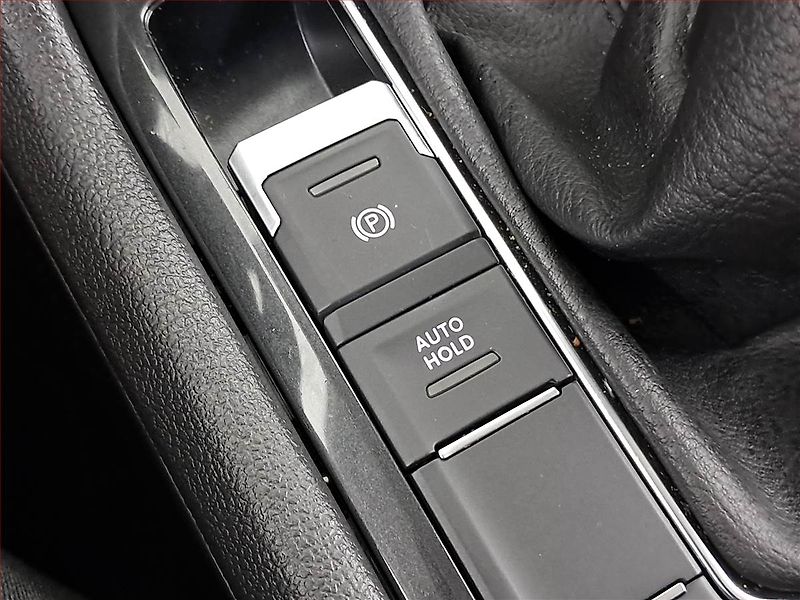 Volkswagen Tiguan (2017) 1.4 TSI, Park. senzory - fotka 16 z 18