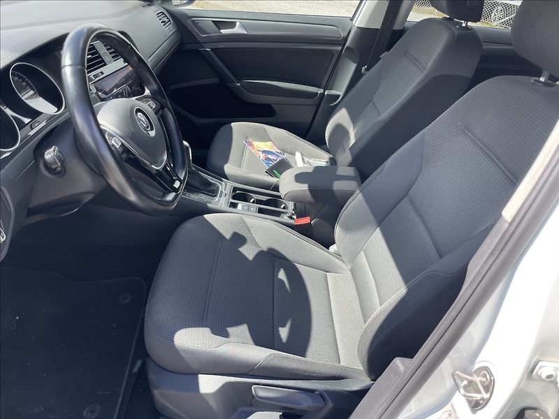 Volkswagen Golf 2,0 TDi 110kw DSG LED Radar po - fotka 7 z 39