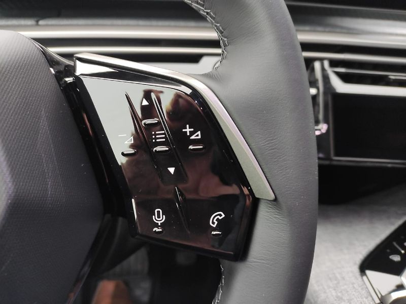 Peugeot 3008 (2026) Business 1.2 HYBRID 145k AUT6 - fotka 18 z 28