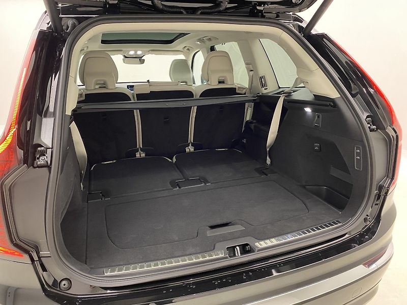 Volvo XC90 (2026) T8 AWD Plug-in BRIGHT PLUS 7m - fotka 5 z 68