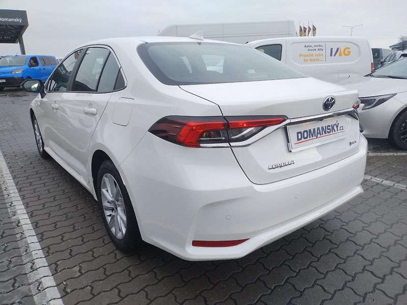 Toyota Corolla (2026) SD 1.8 FHEV Comfort TECH - fotka 4 z 15