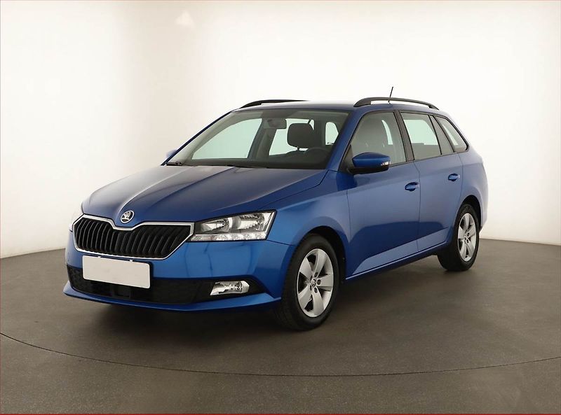 Škoda Fabia (2021) Ambition 1.0 TSI, ČR,1.maj - fotka 2 z 13