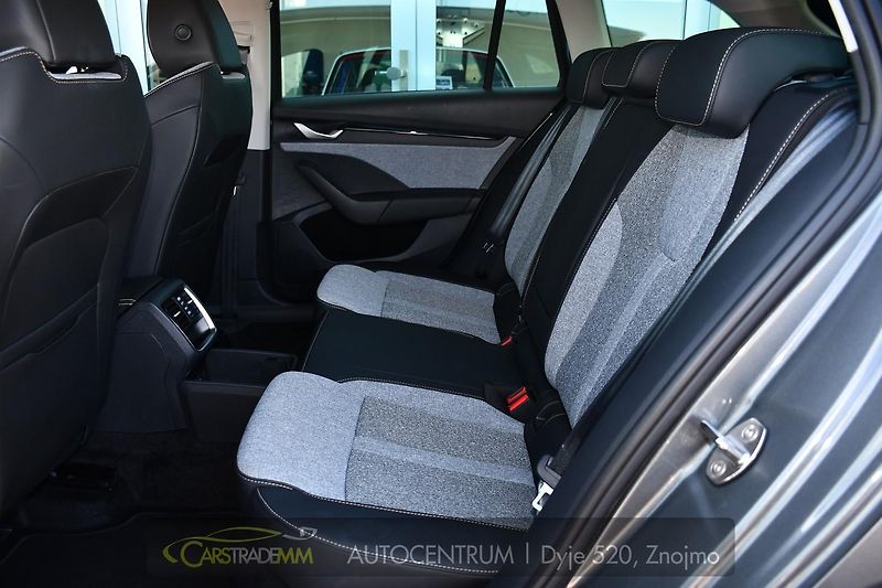 Škoda Octavia 2.0TDi Top Selection DSG ACC  - fotka 13 z 55