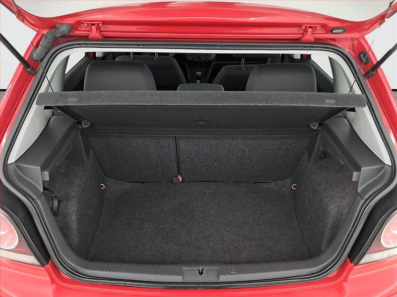 Volkswagen Polo (2006) 1.2, po STK, CZ doklady - fotka 13 z 13