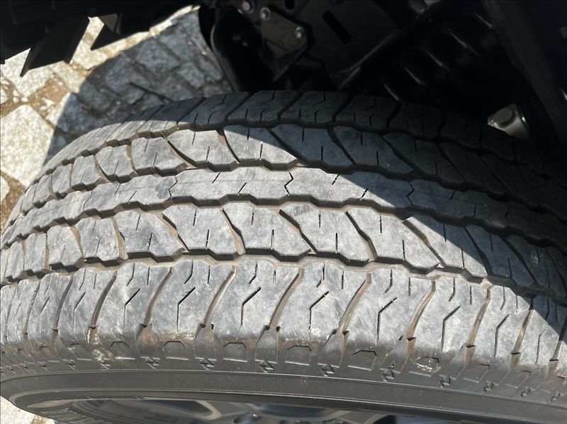 Toyota Land Cruiser 300  3,5 V6 TT 10AT GR Sport 7 - fotka 36 z 45