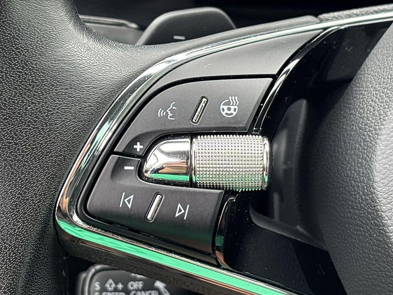 Škoda Superb (2021) Combi 1.4 TSI iV DSG Style - fotka 20 z 31