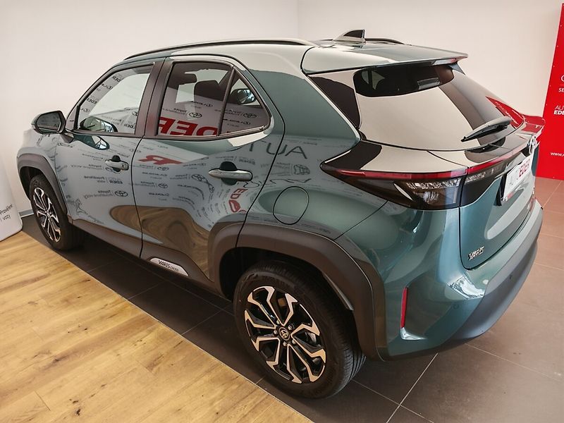 Toyota Yaris Cross 1.5 Hybrid e-CVT Style 4x4 - fotka 6 z 20