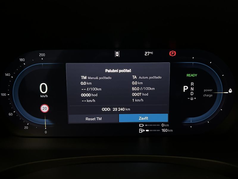 Volvo V90 T6 AWD DARK PLUS - fotka 23 z 45