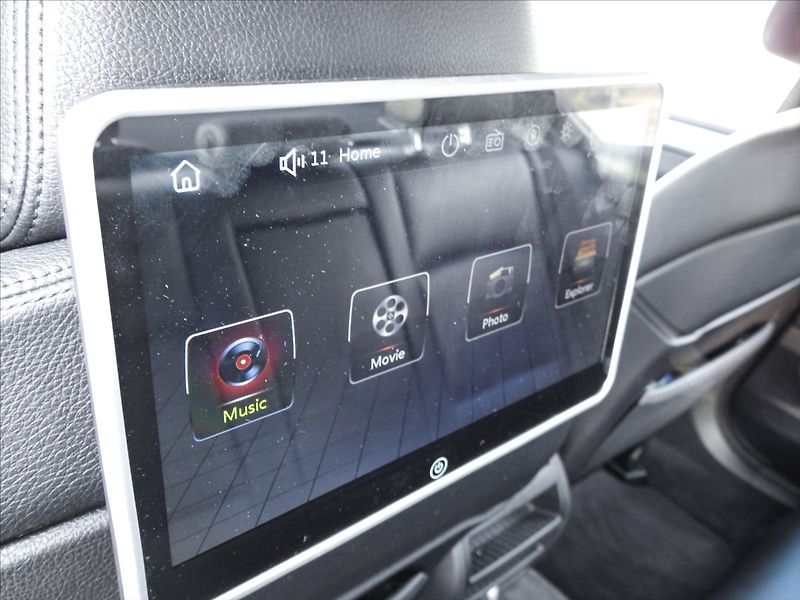 BMW Řada 5 3,0 530d Aut., Navi Kůže Tažné - fotka 31 z 45