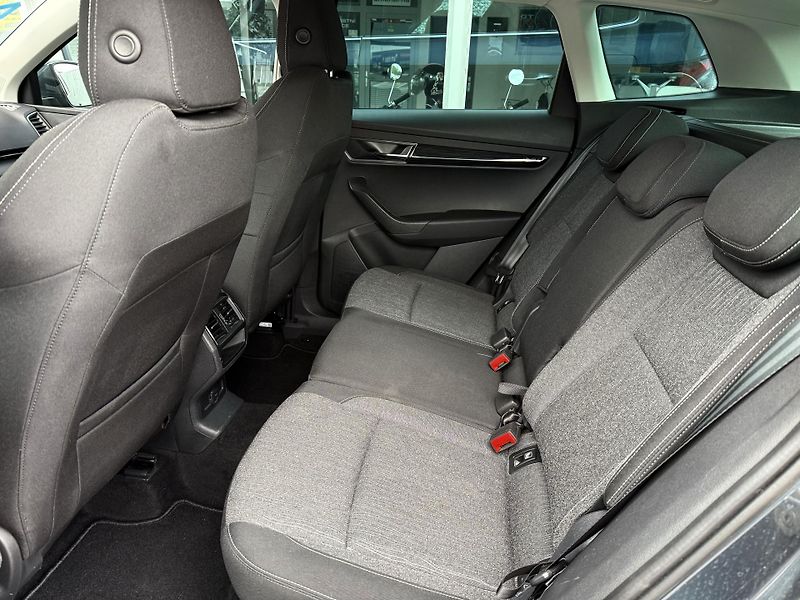 Škoda Karoq 2,0 TDI Style 4x4 Automat DSG - fotka 22 z 38