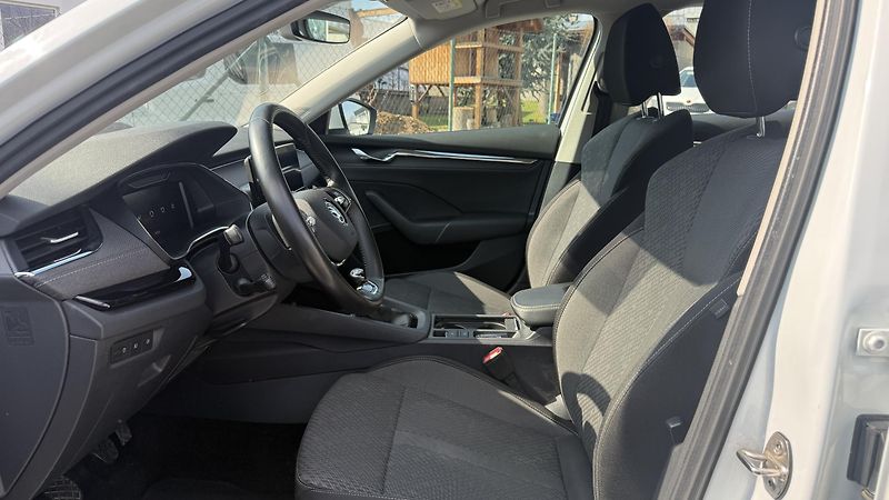 Škoda Octavia (2021) 2.0TDI KOMBI MANUÁL  - fotka 13 z 23