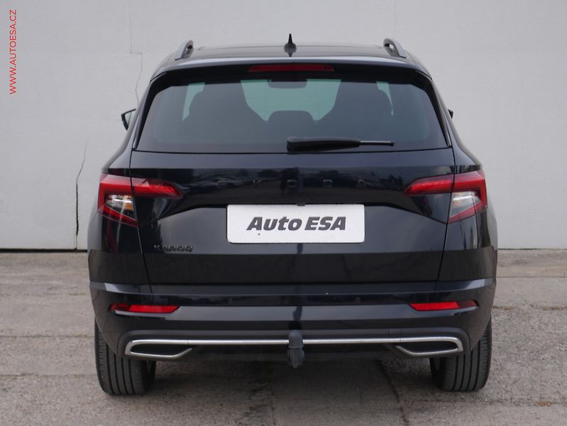 Škoda Karoq (2021) 1.5 TSI, SportLine. DSG, LED - fotka 5 z 21