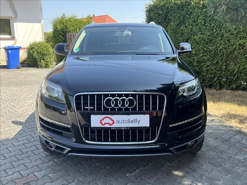 Audi Q7 3,0 TDi QUATTRO 7-MÍST - fotka 8 z 34