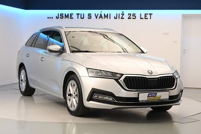 Škoda Octavia (2021) 2.0 FIRST EDITION LED Tažné Ma - fotka 3 z 33