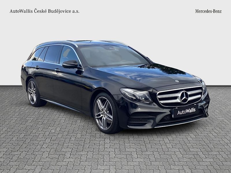 Mercedes-Benz Třídy E E 220d 4M AMG - fotka 7 z 27